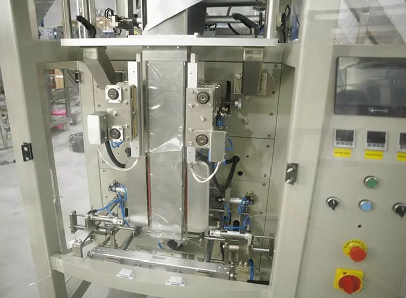 fish food packaging machine