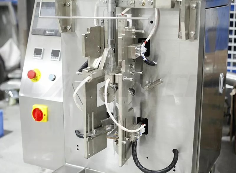 shampoo sachet packaging machine