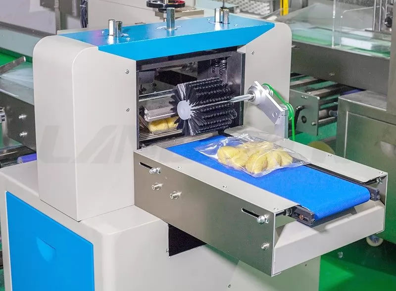 horizontal wrapping machine