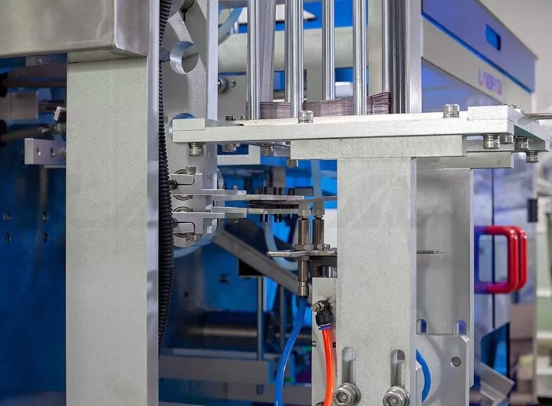 stand up pouch sealing machine