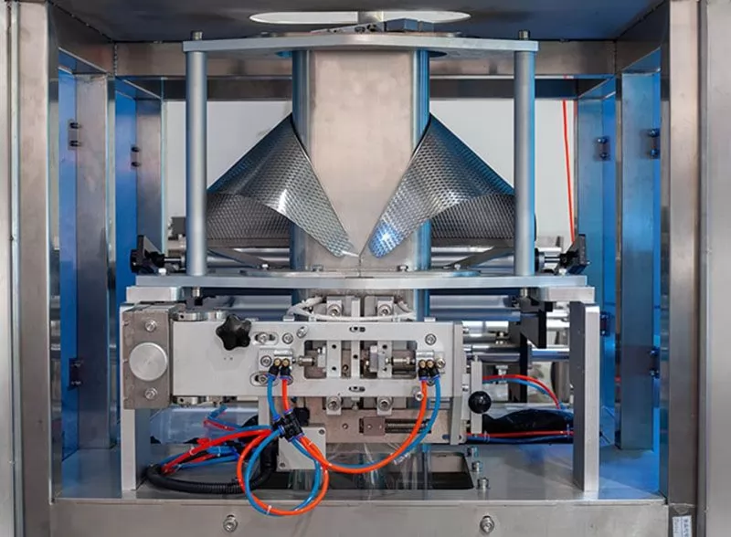 liquid pouch filling machine