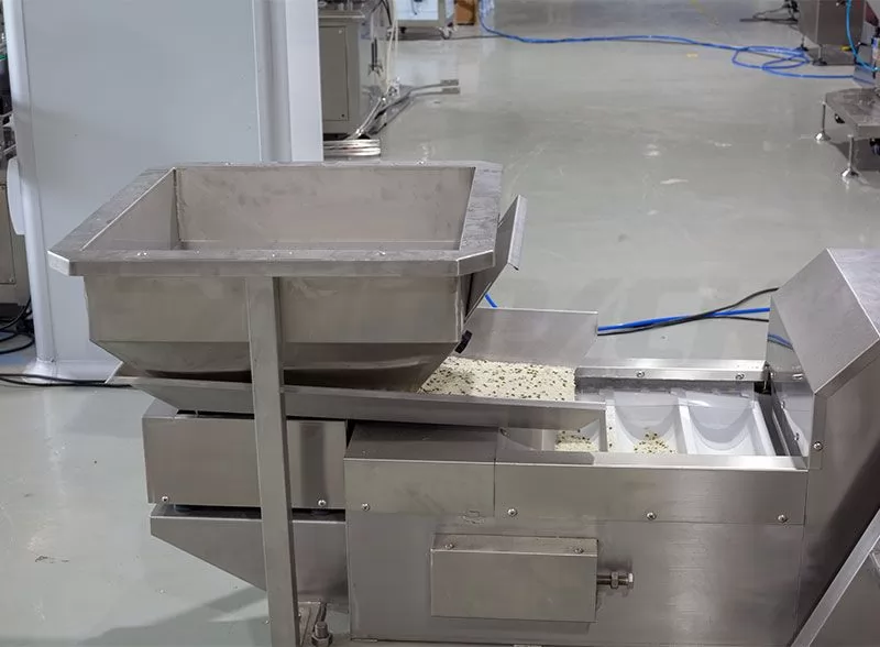 small snack packaging machine