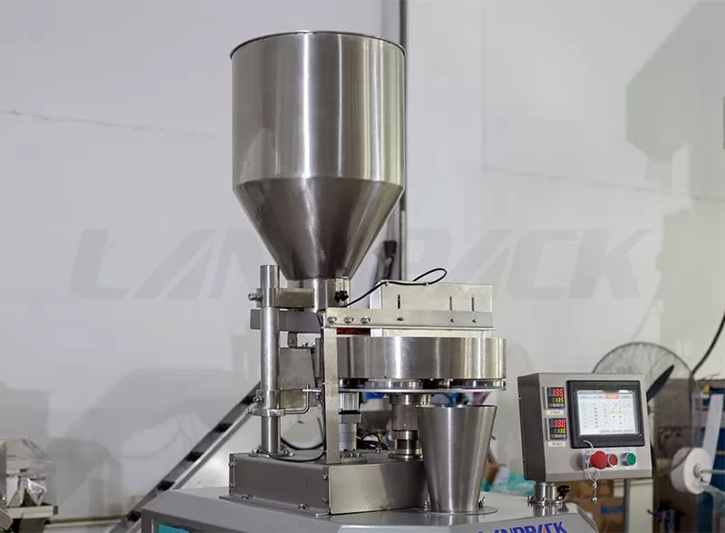 snacks pouch packing machine