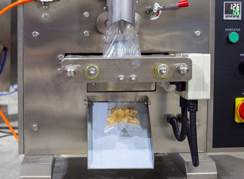 snacks pouch packing machine price