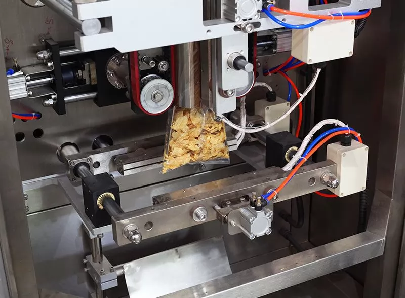 small chips packing machine