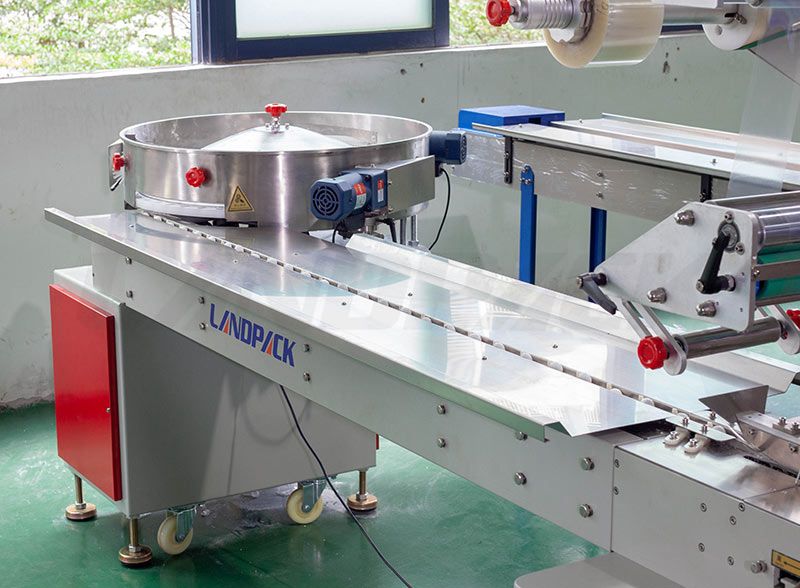 candy pouch packing machine