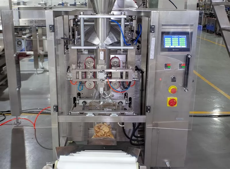 chips packaging machine