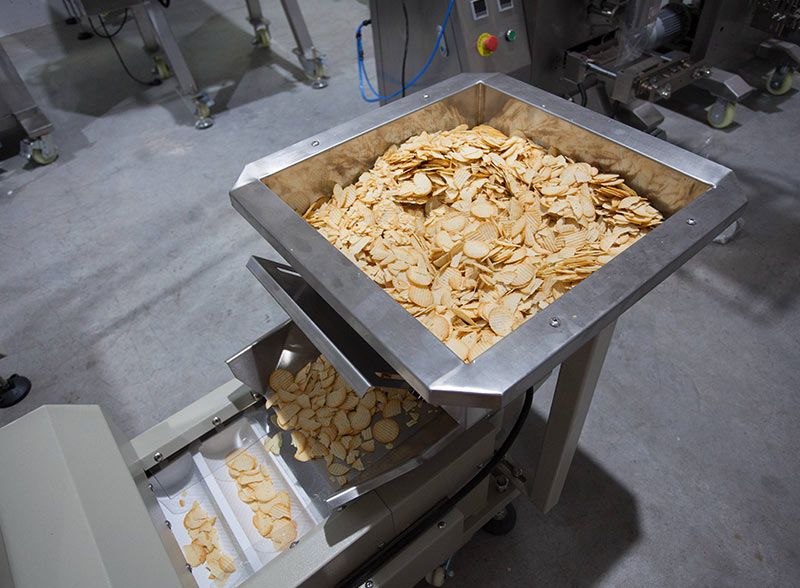 automatic chips packing machine