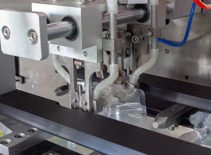 horizontal pouch packing machine