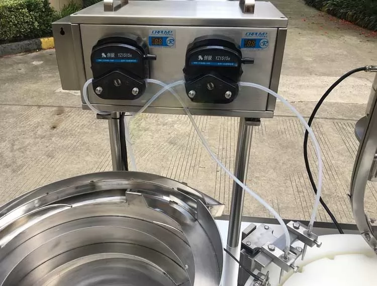 reagent tube filling machine