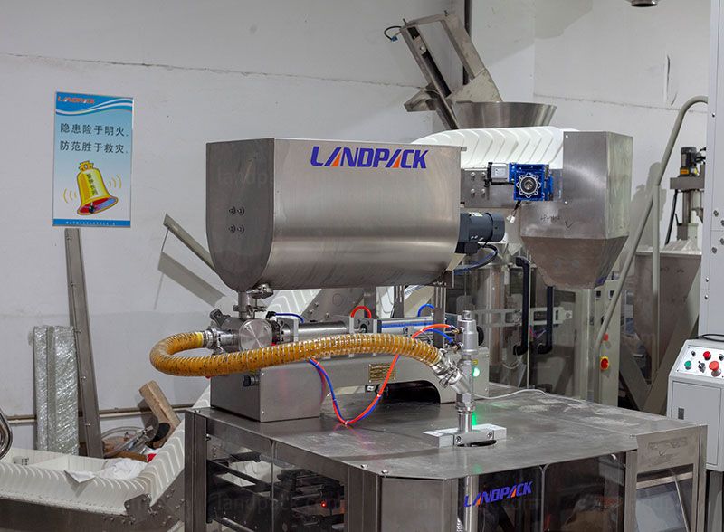oil packing machine